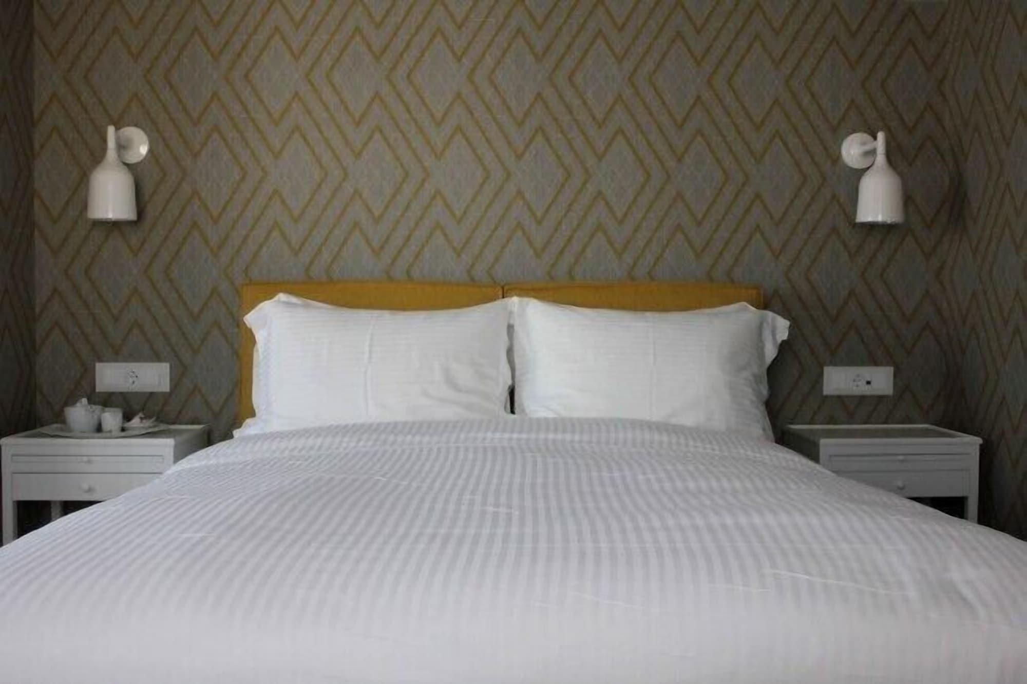 Hotel Metropolis Yanya Dış mekan fotoğraf